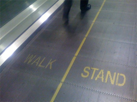 walkStand